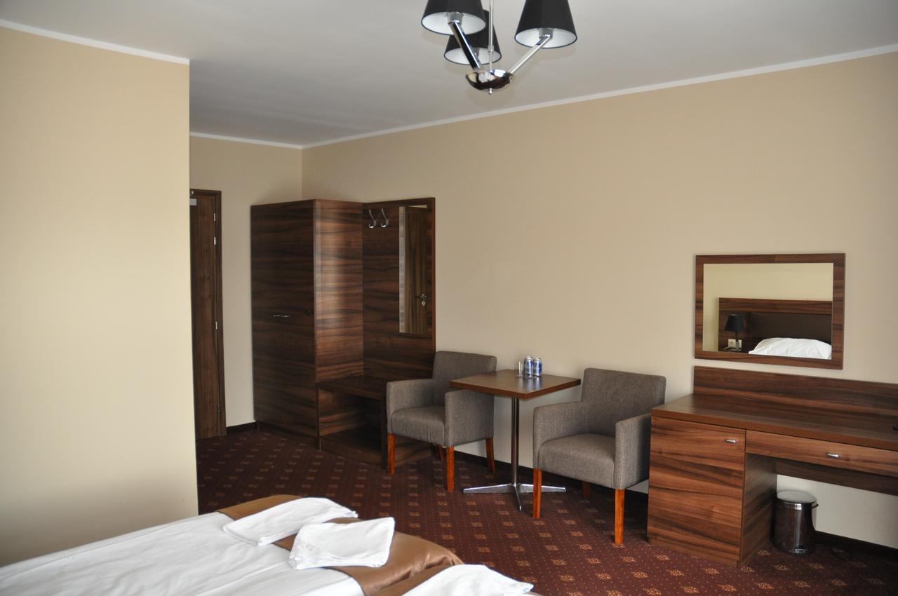 Hotel Morze Ustka Exterior foto
